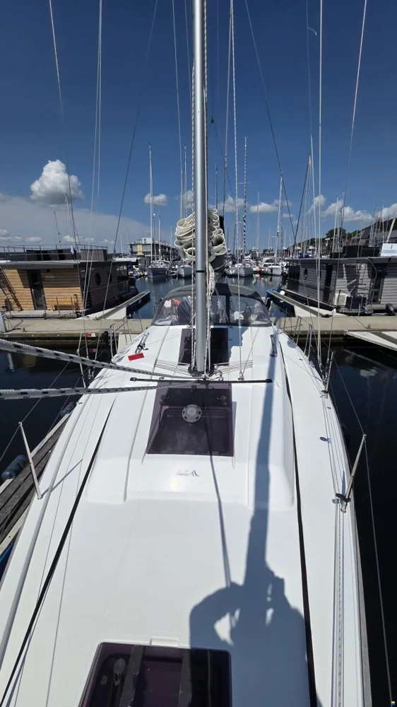 2021 Hanse Yachts 388 for sale in Germany, photo 5 of 5
