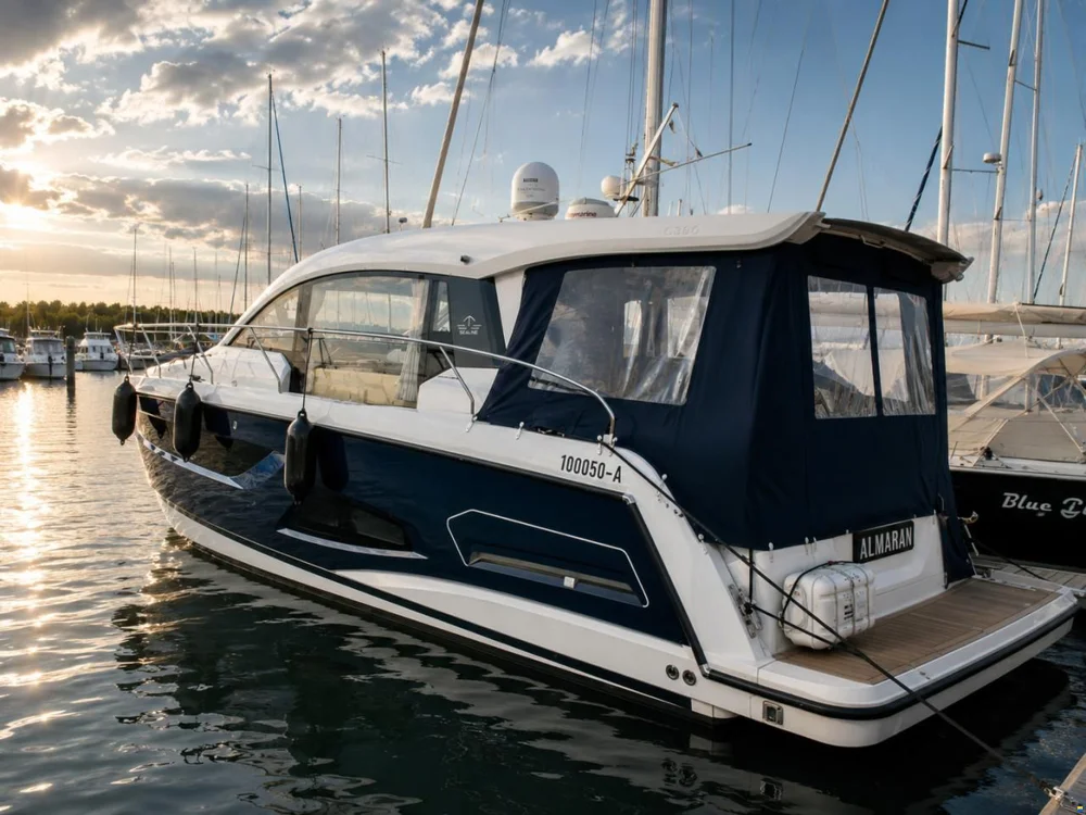 2021 Sealine C390 for sale in Warnemünde, Germany