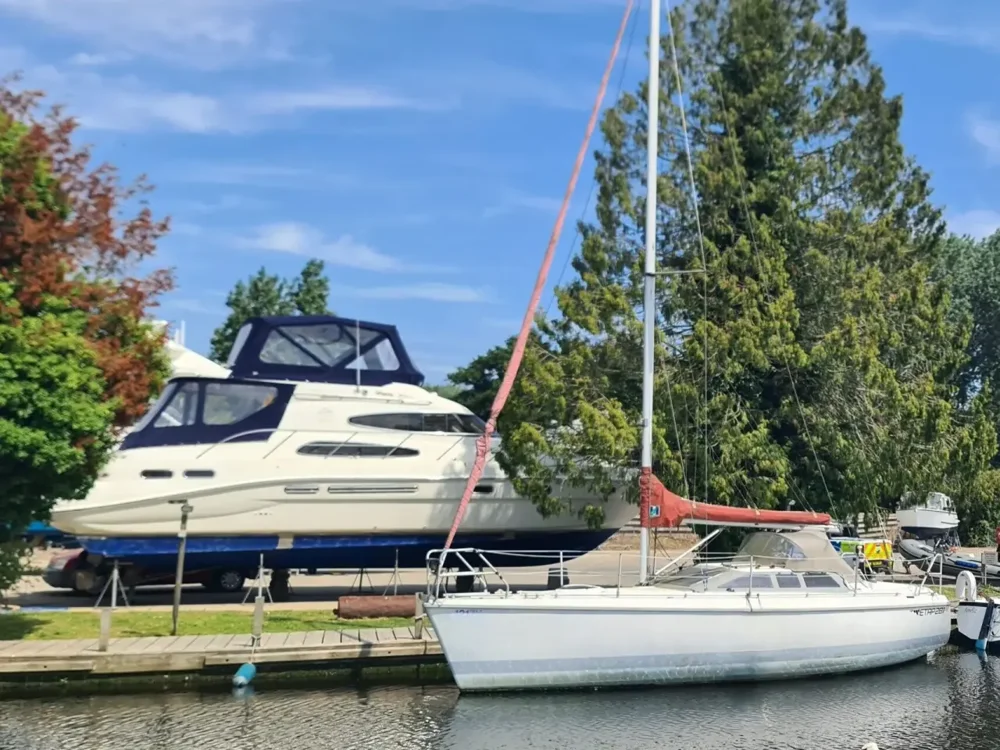 BoatPhoto.coverAlt