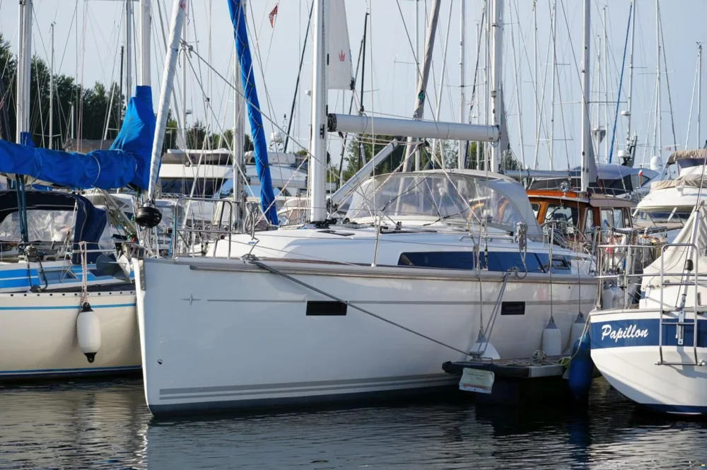 BoatPhoto.coverAlt