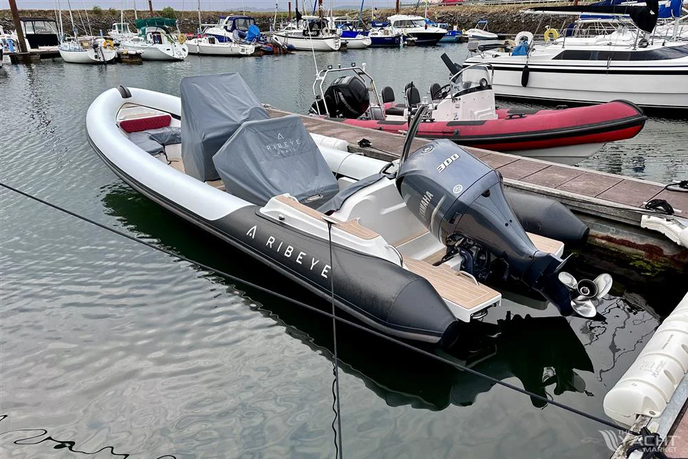BoatPhoto.alt