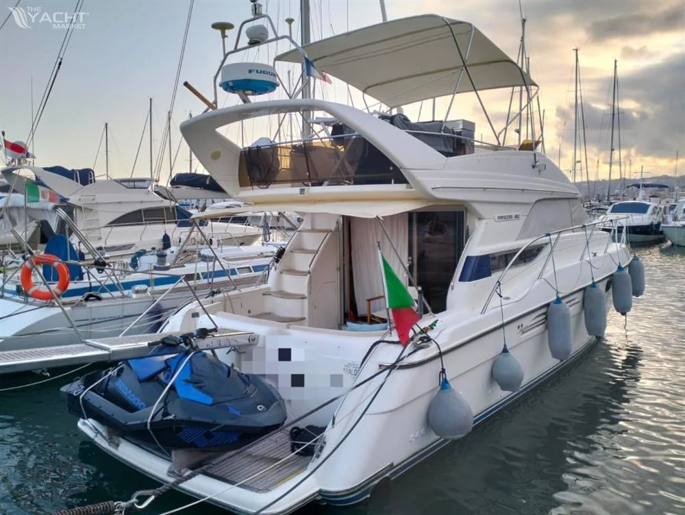 BoatPhoto.alt