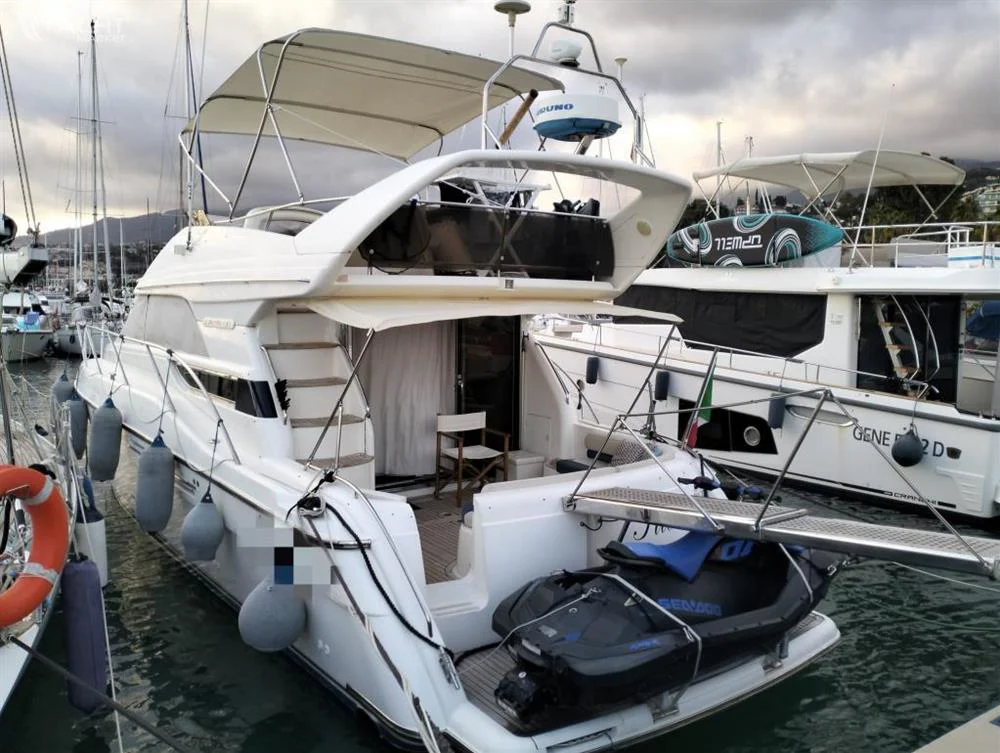 BoatPhoto.alt