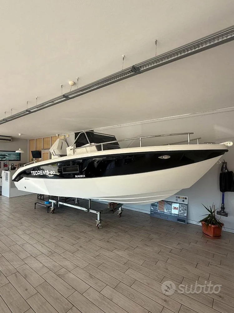 BoatPhoto.coverAlt