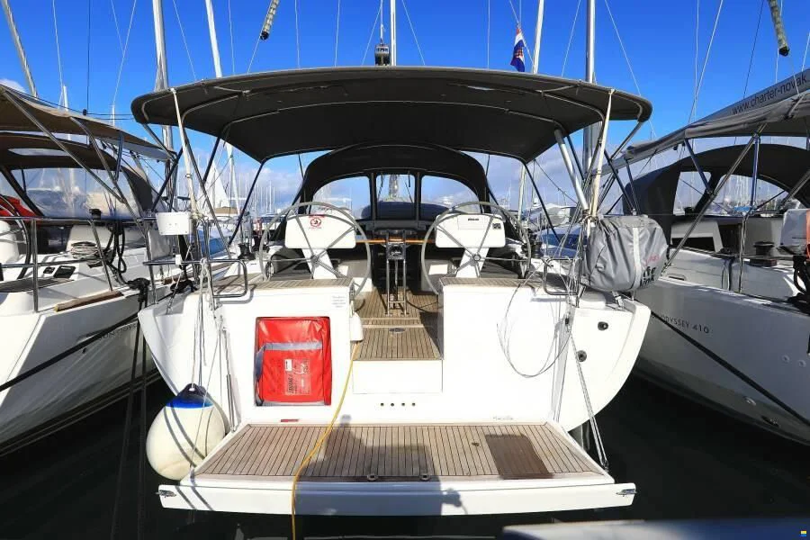 BoatPhoto.coverAlt