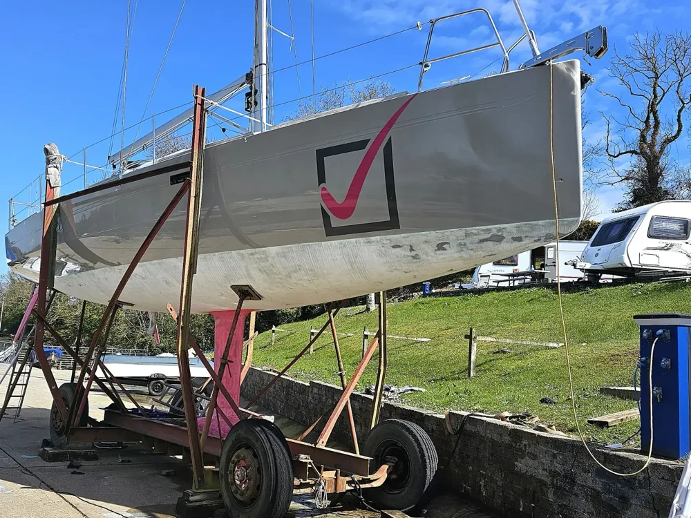BoatPhoto.alt