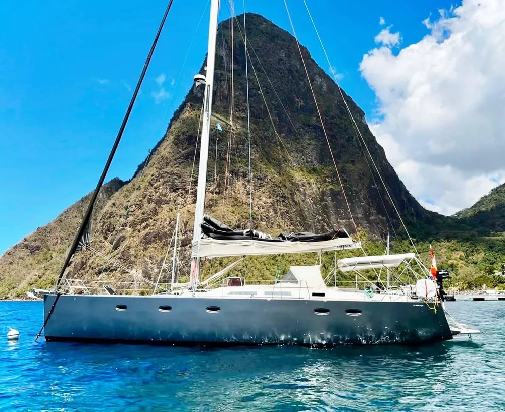 BoatPhoto.coverAlt