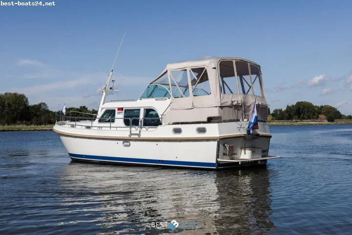 BoatPhoto.alt