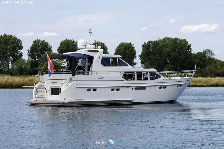 BoatPhoto.alt