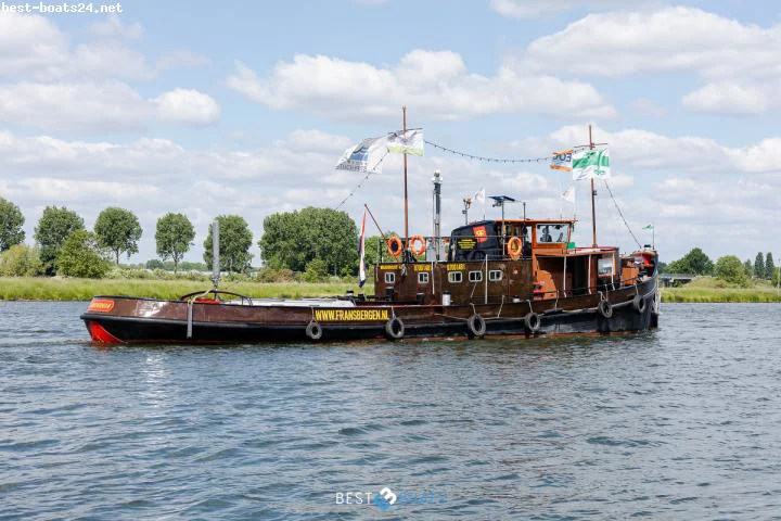 BoatPhoto.alt