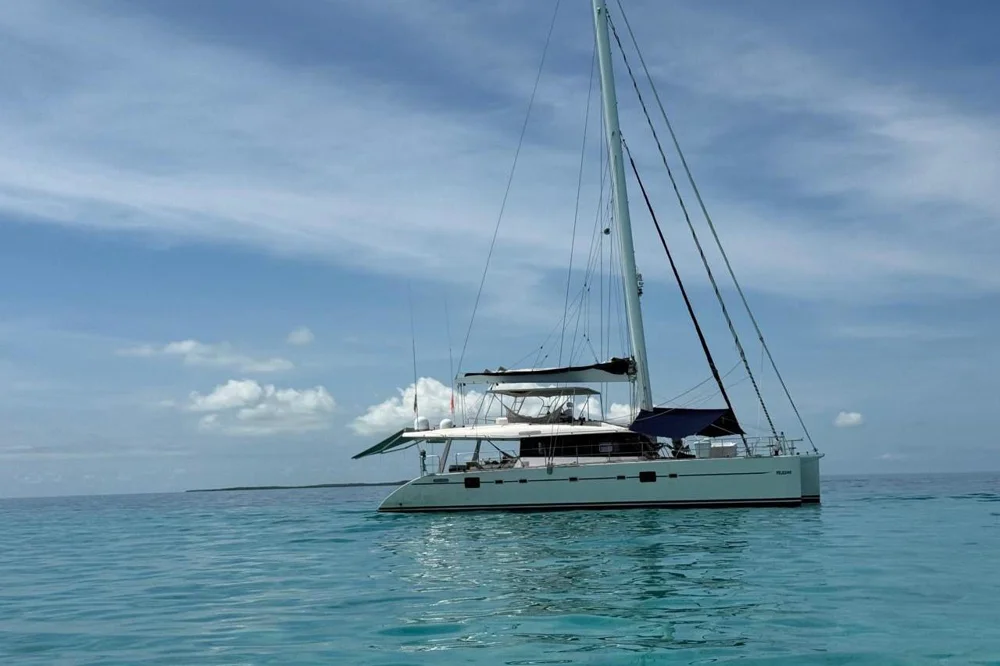 BoatPhoto.coverAlt
