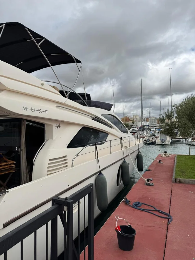 BoatPhoto.alt