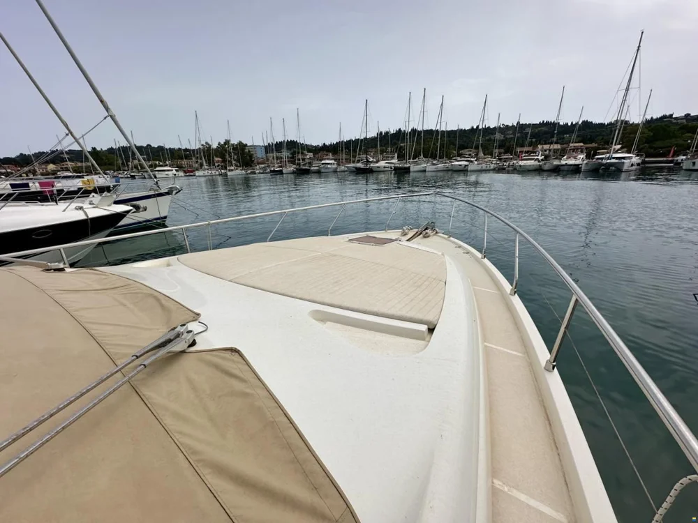 BoatPhoto.coverAlt
