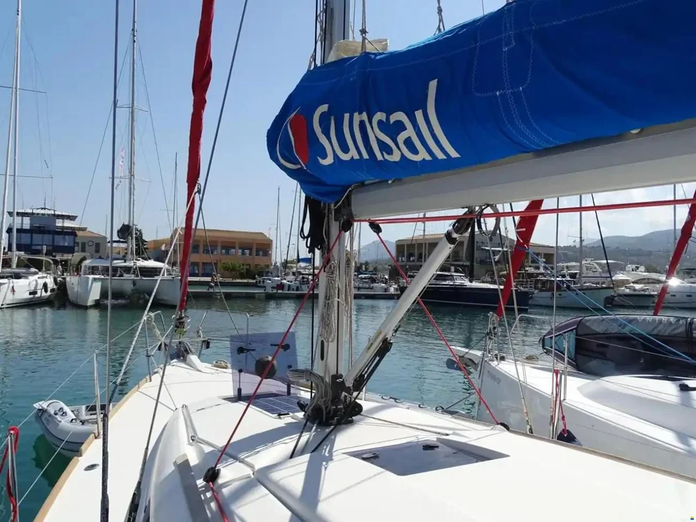 BoatPhoto.coverAlt