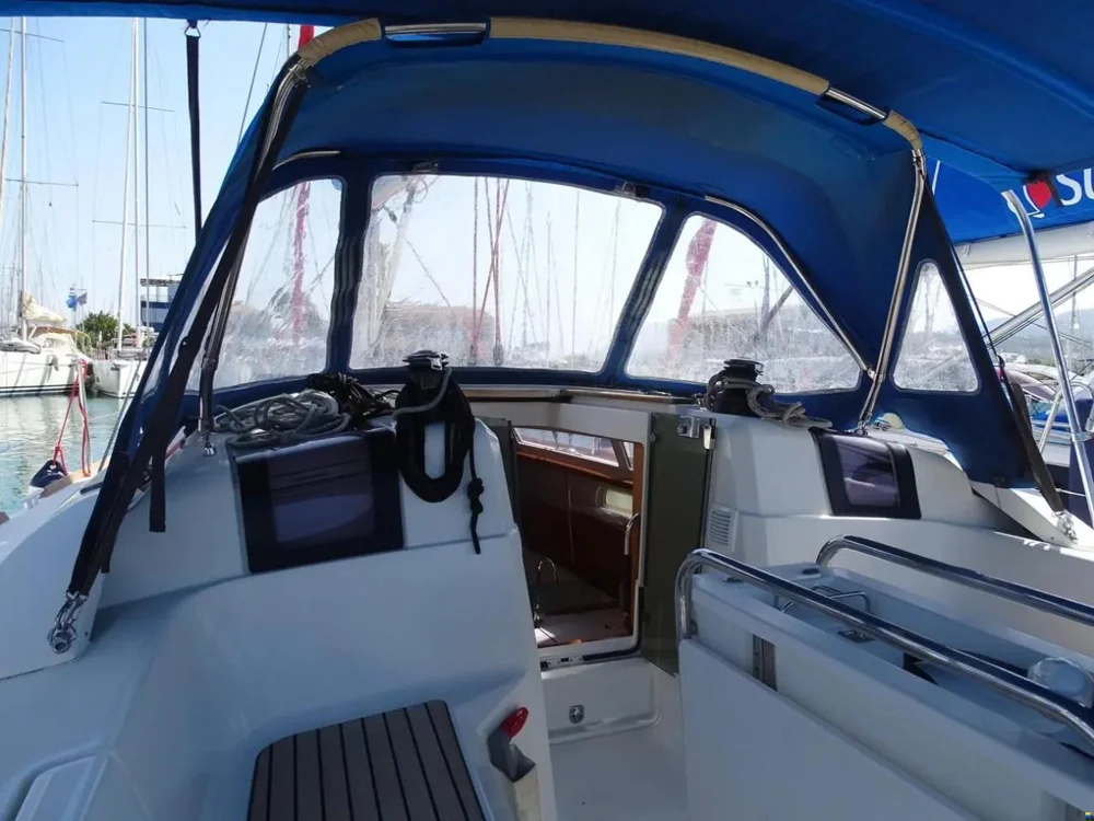 2020 Jeanneau Sun Odyssey 389 for sale in Lefkáda, Greece, photo 3 of 5