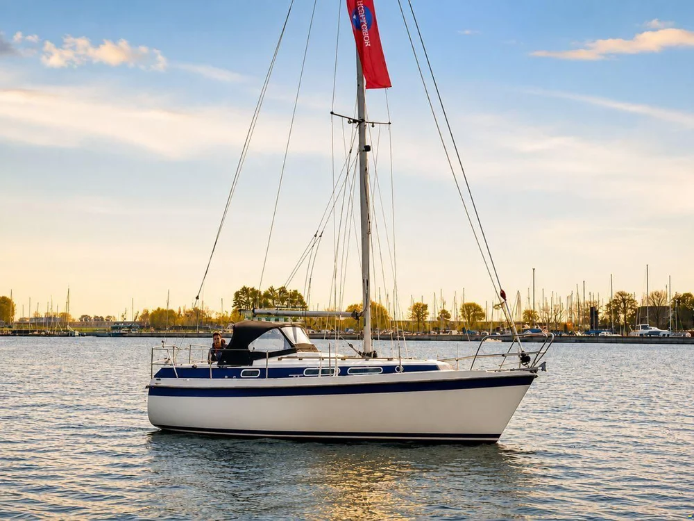 BoatPhoto.coverAlt