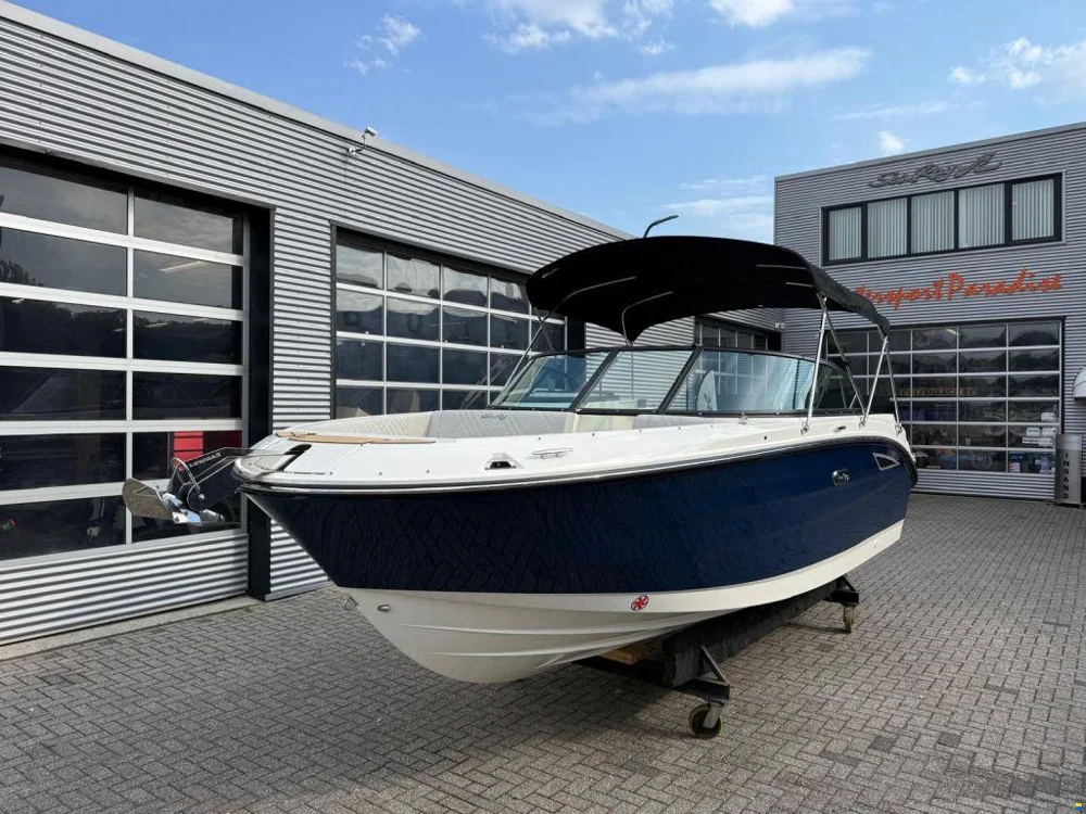BoatPhoto.coverAlt