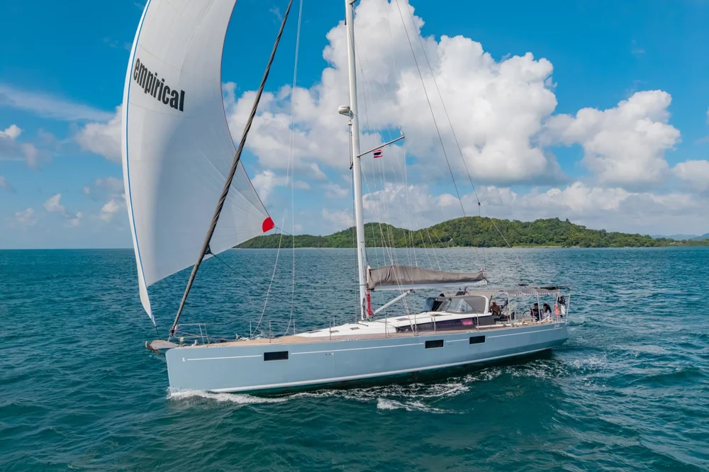 BoatPhoto.coverAlt