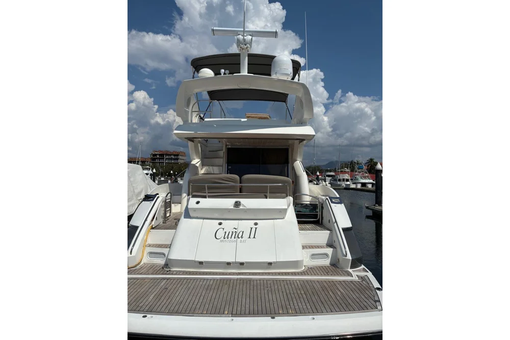 BoatPhoto.alt