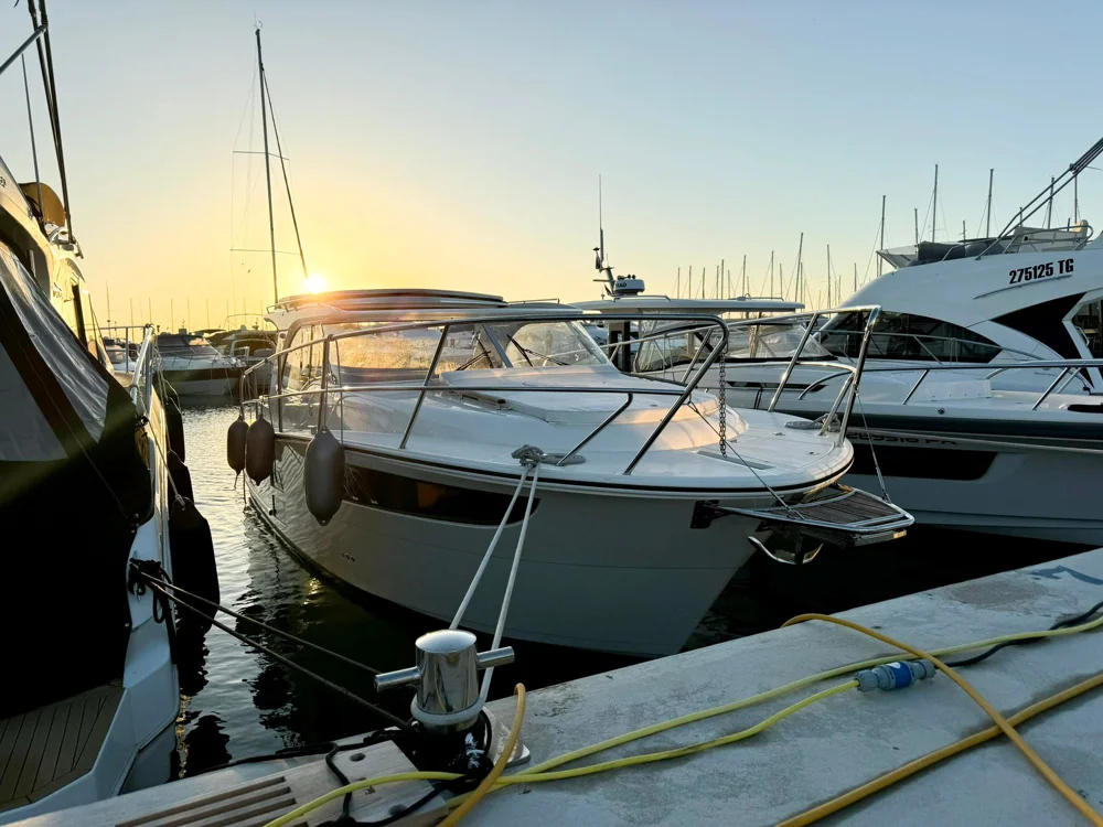 BoatPhoto.alt