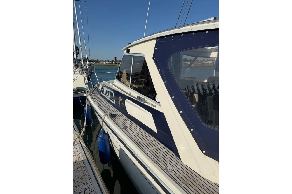 BoatPhoto.alt