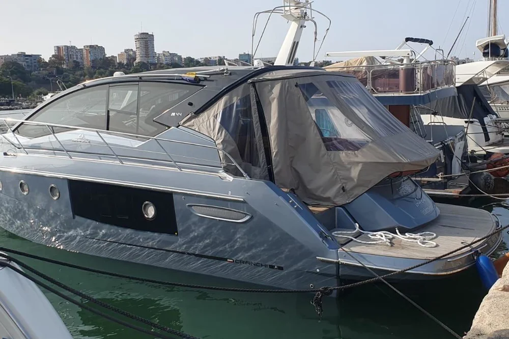 BoatPhoto.alt