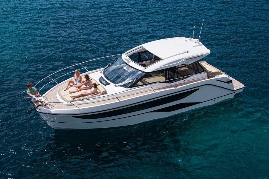 BoatPhoto.coverAlt