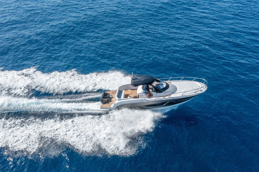 BoatPhoto.alt