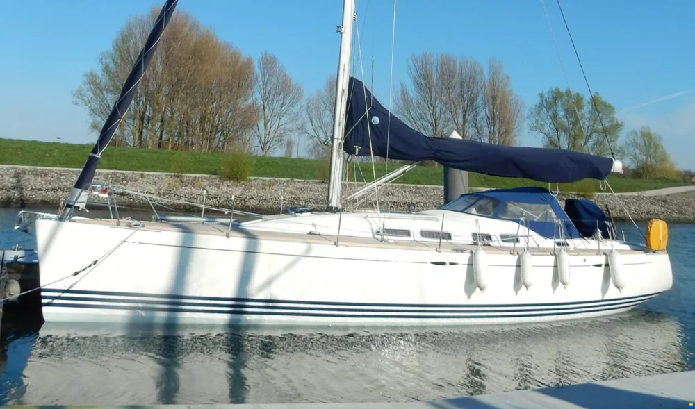 BoatPhoto.coverAlt