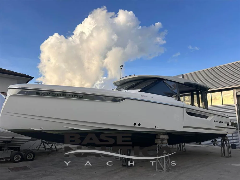 BoatPhoto.coverAlt