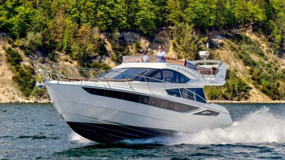 2017 Galeon 420 Fly, 2017 for sale in Zadar, Croatia, photo 2 of 5