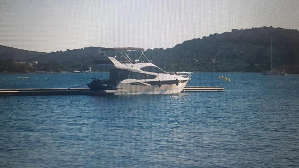 2017 Galeon 420 Fly, 2017 for sale in Zadar, Croatia, photo 4 of 5