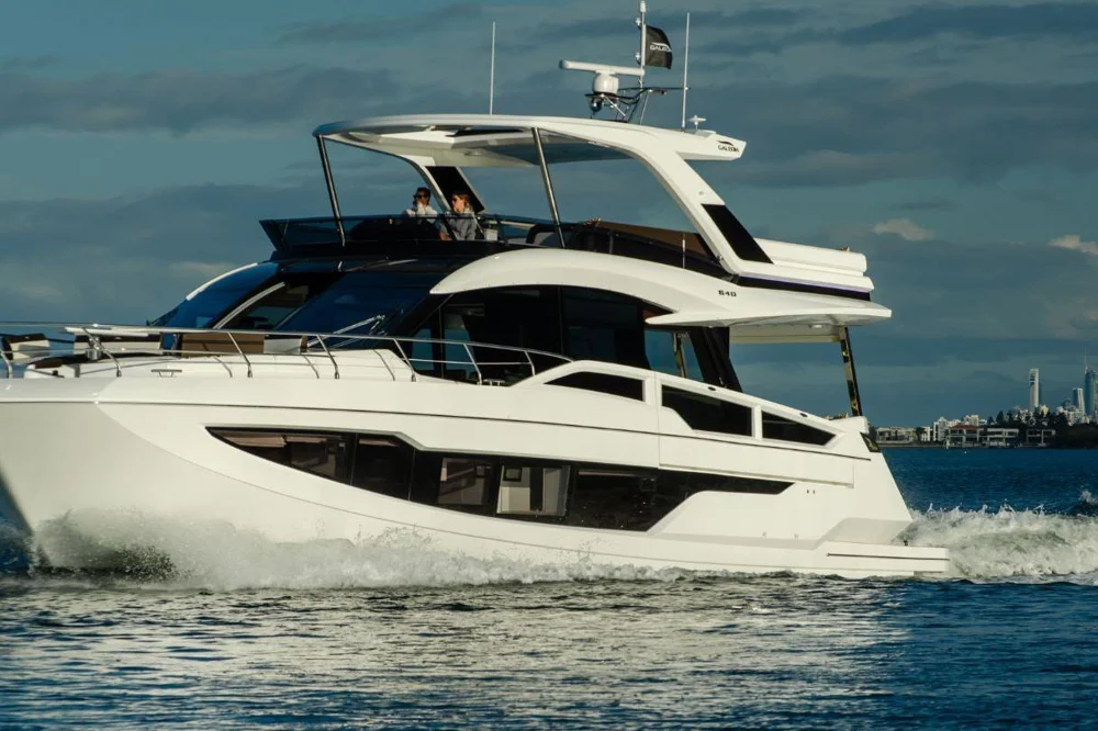 BoatPhoto.coverAlt
