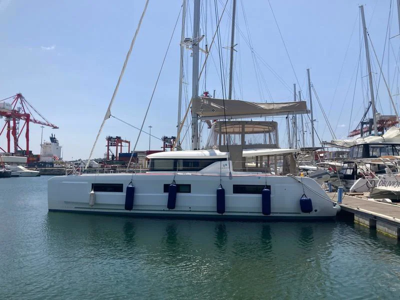 2020 Lagoon 46 for sale in Spain, photo 1 of 5