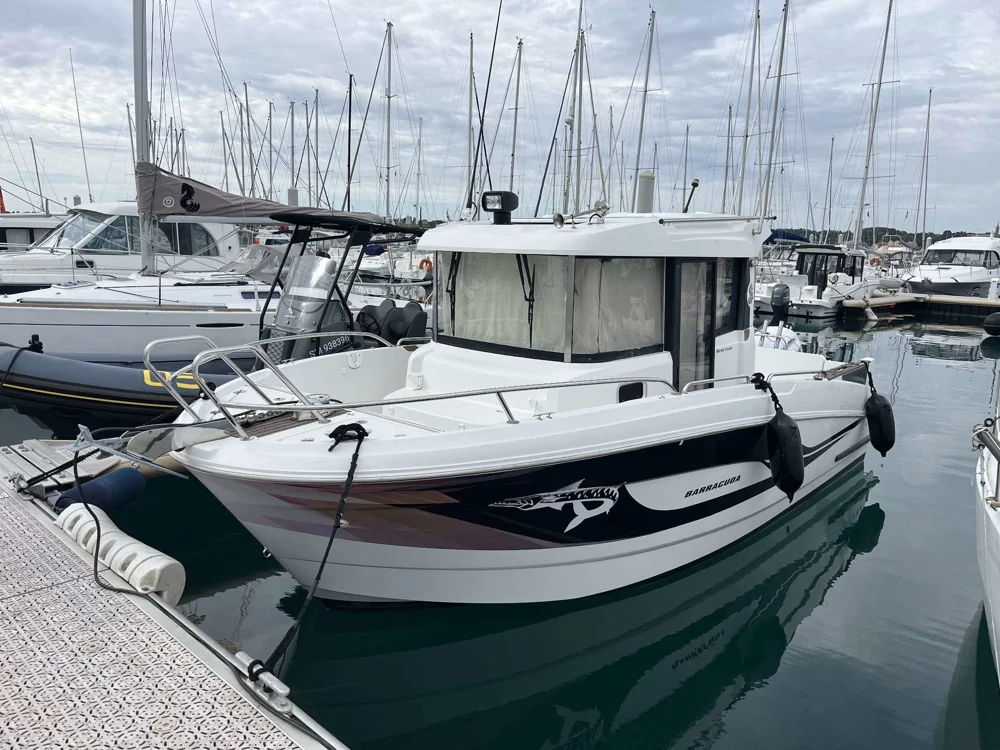 BoatPhoto.coverAlt