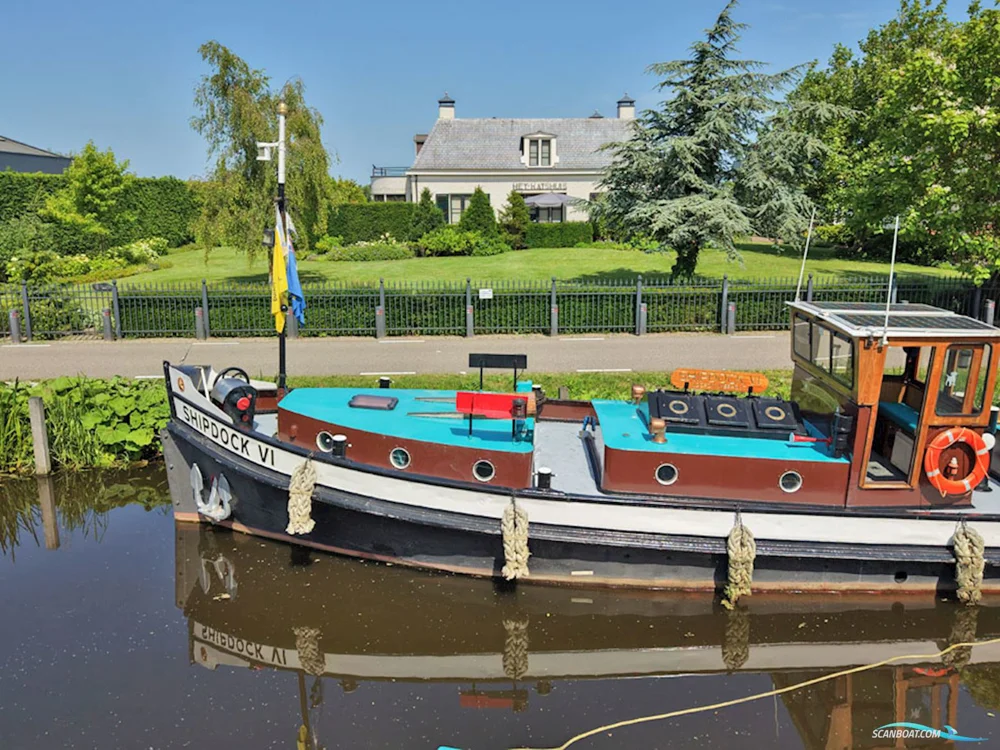 BoatPhoto.alt