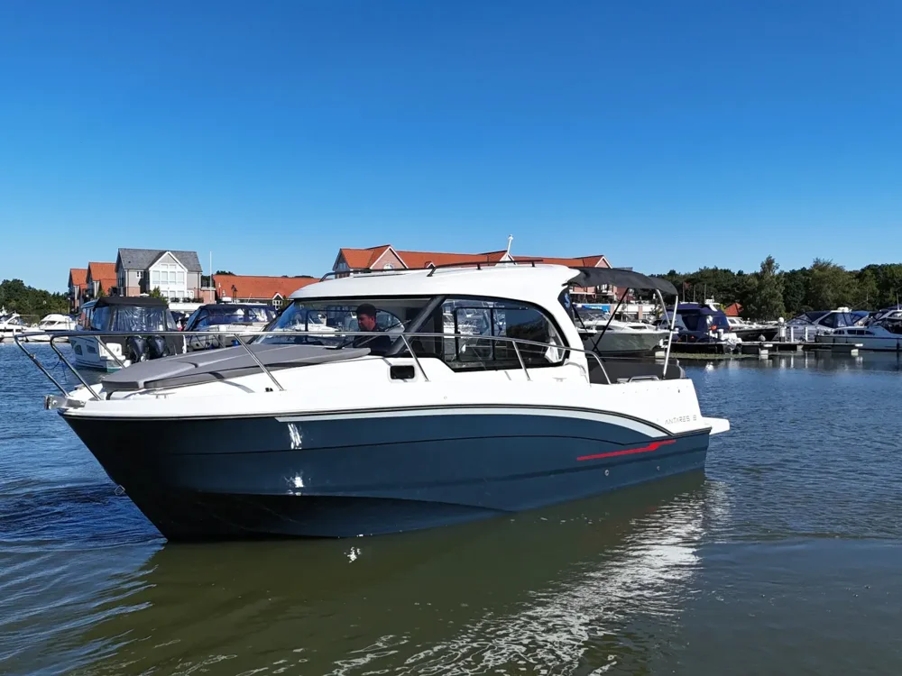BoatPhoto.coverAlt