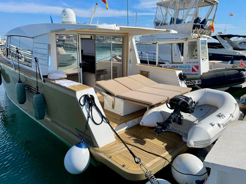 BoatPhoto.alt