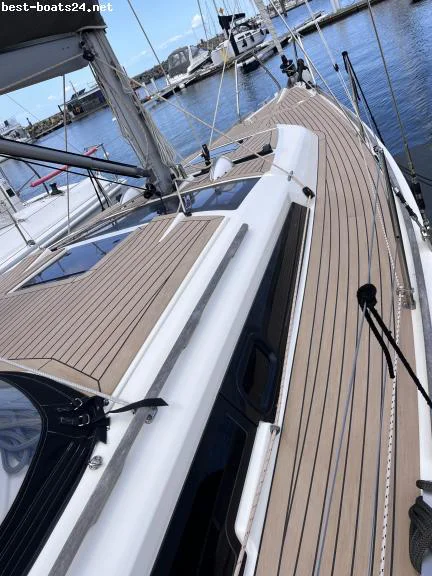BoatPhoto.alt
