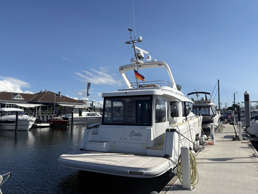 BoatPhoto.alt