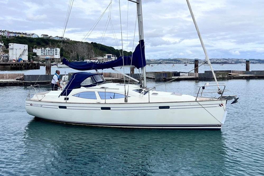 BoatPhoto.coverAlt