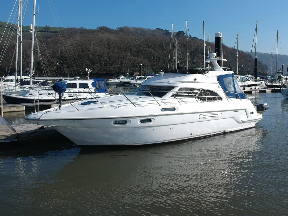 BoatPhoto.coverAlt