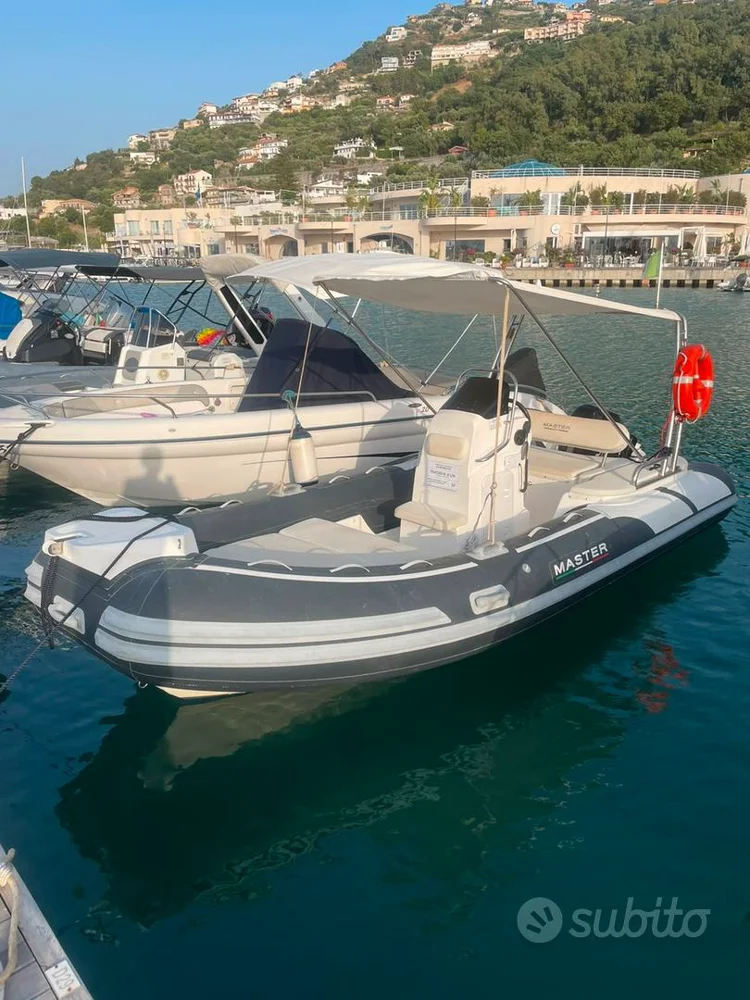 BoatPhoto.coverAlt