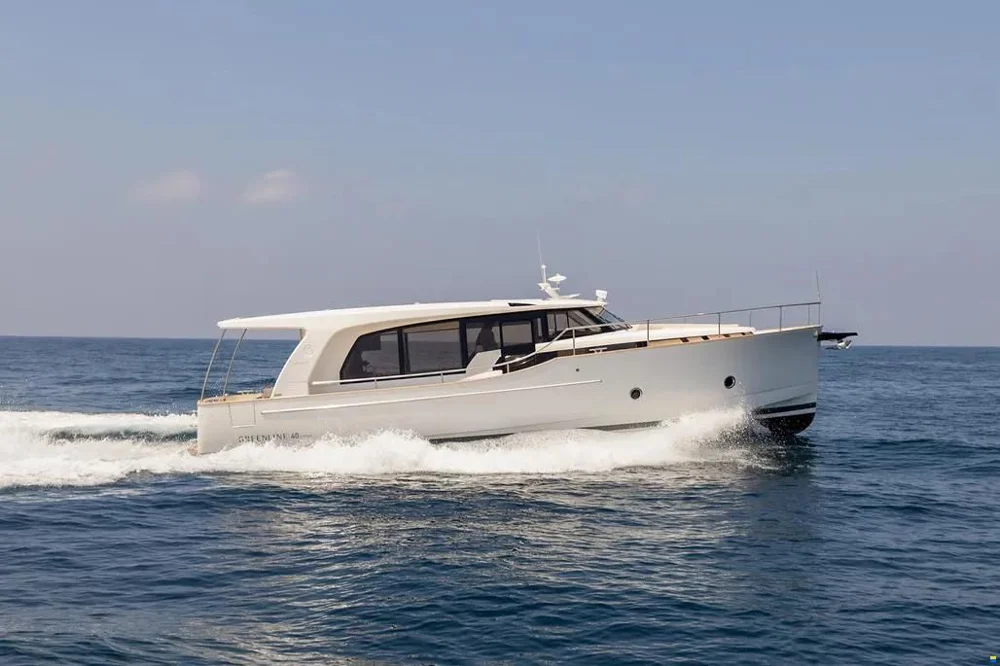 BoatPhoto.coverAlt