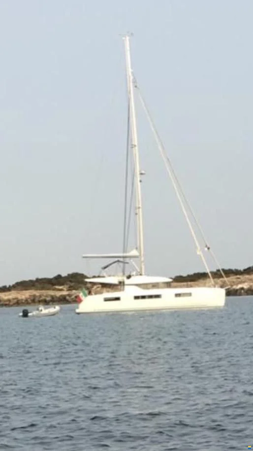 BoatPhoto.coverAlt