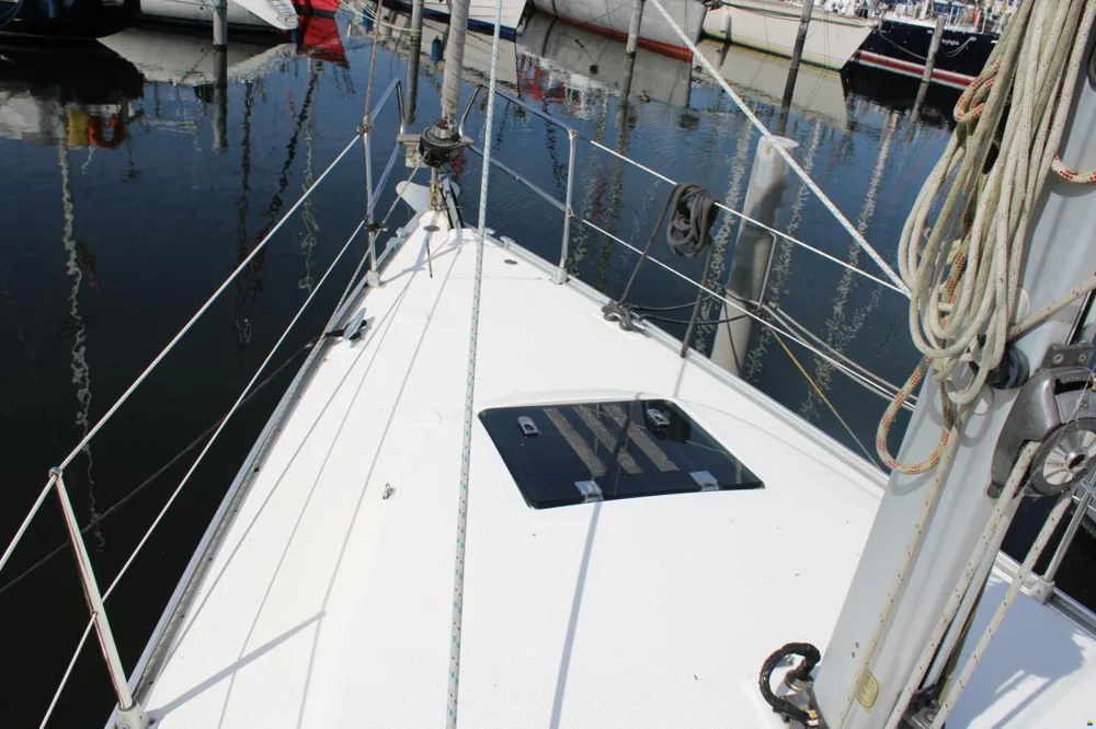 2010 Bavaria 32 Cruiser for sale in Lelystad, The Netherlands, photo 5 of 5