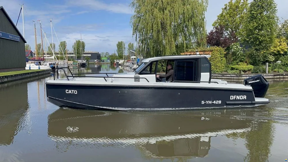BoatPhoto.coverAlt