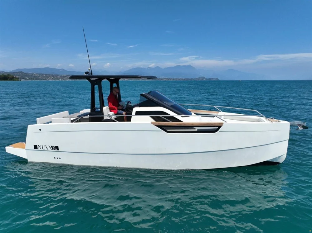 BoatPhoto.alt