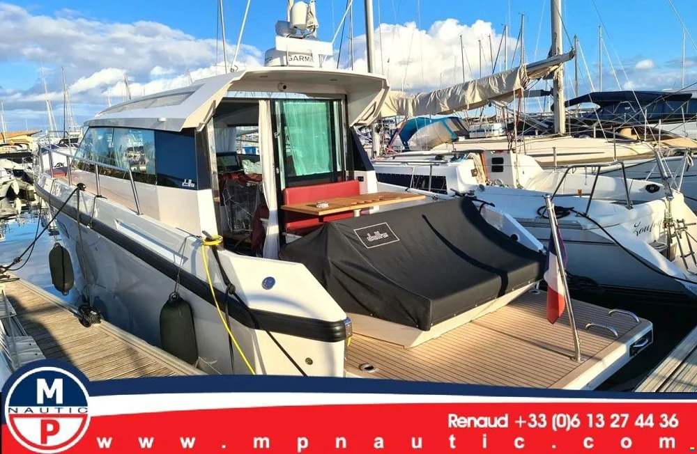 2023 Delta powerboats 33 coupe for sale in Le Lavandou, France