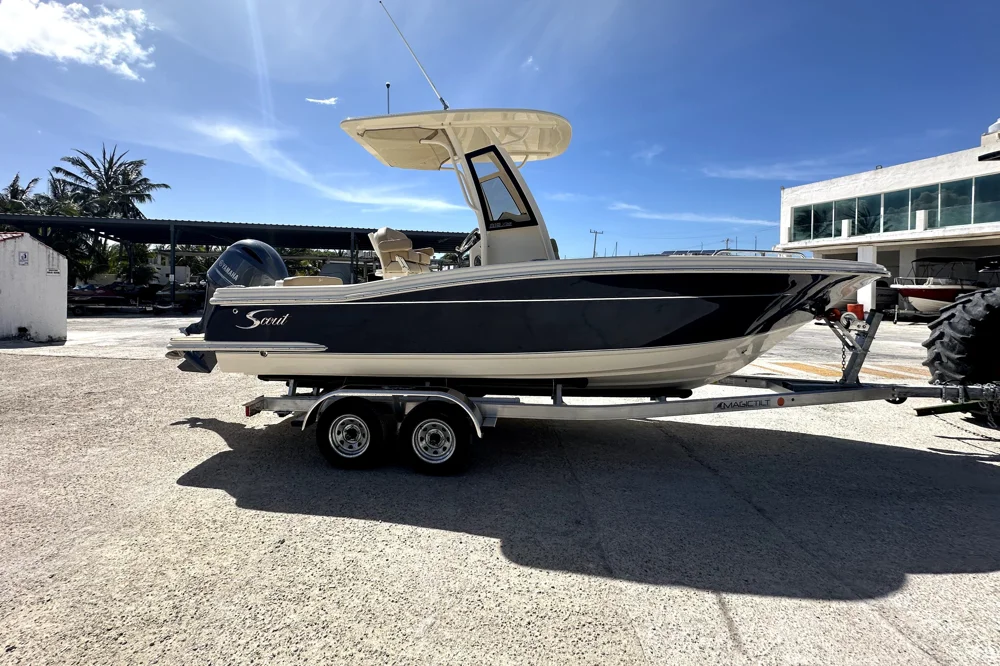 BoatPhoto.coverAlt